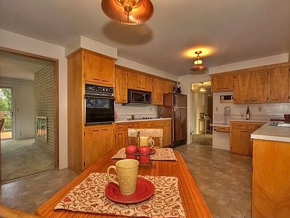 2nd image of 4711 W Glenhaven Dr