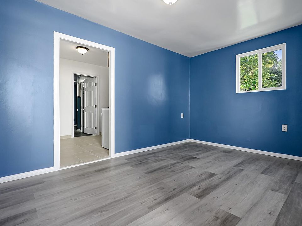 1st image of 2932 1/2 Asbury St