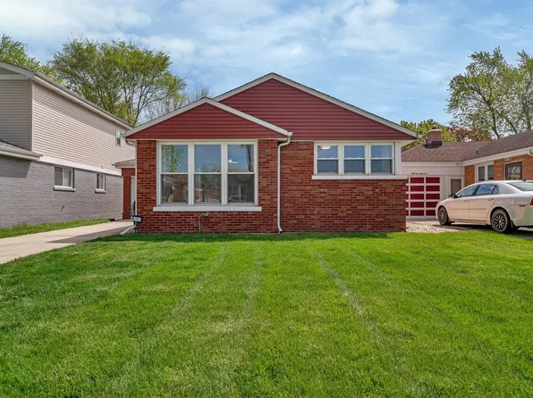 8933 S Utica Ave, Evergreen Park, IL 60805