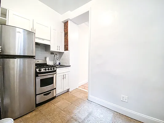 Rented by City Connections Realty | media 30