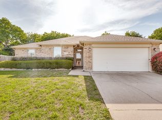 4531 Malvern Hill Rd, Grand Prairie, TX 75052