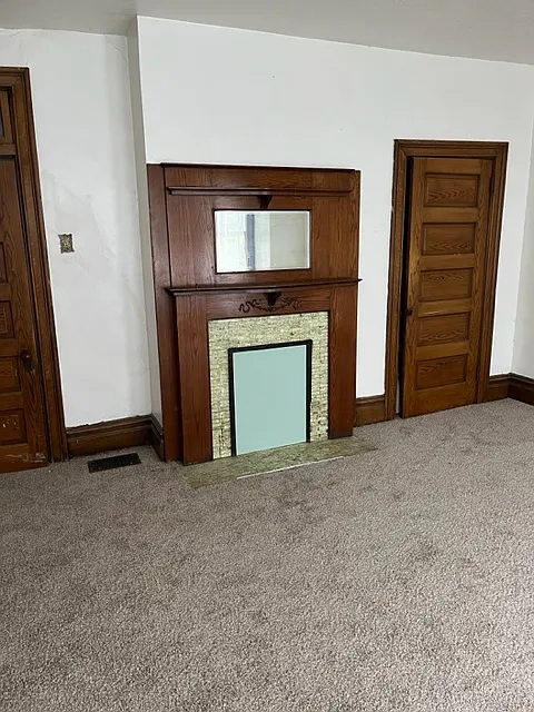 2 bed, 1500 sqft, $1,300 — Photo 2