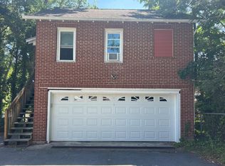 704 Woodlawn Ave, Beckley, WV 25801