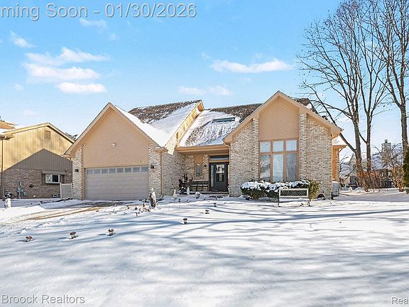 2nd image of 31281 Country Ridge Cir