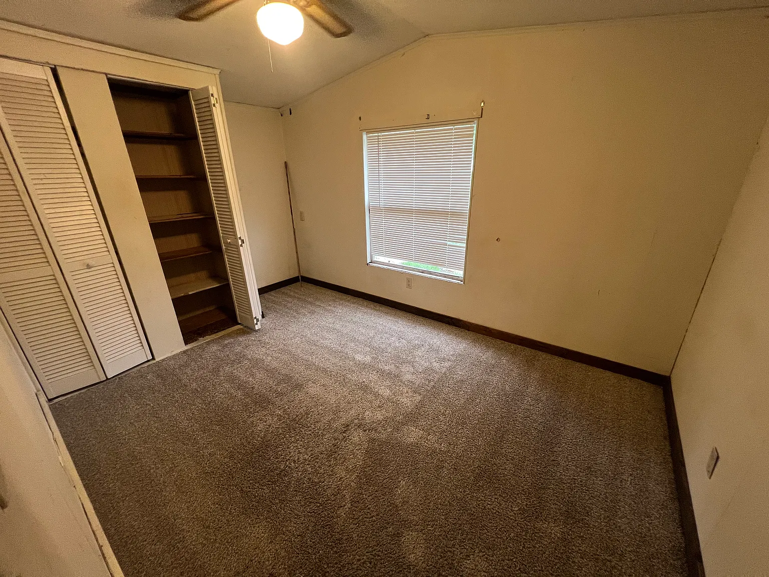 2 bed, $600 — Photo 4