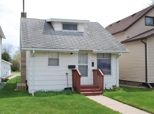 204 N State St, Groton, SD 57401