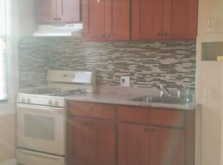 7318 72nd St, Ridgewood, NY 11385