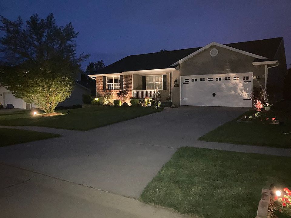 2nd image of 711 Nodaway Dr