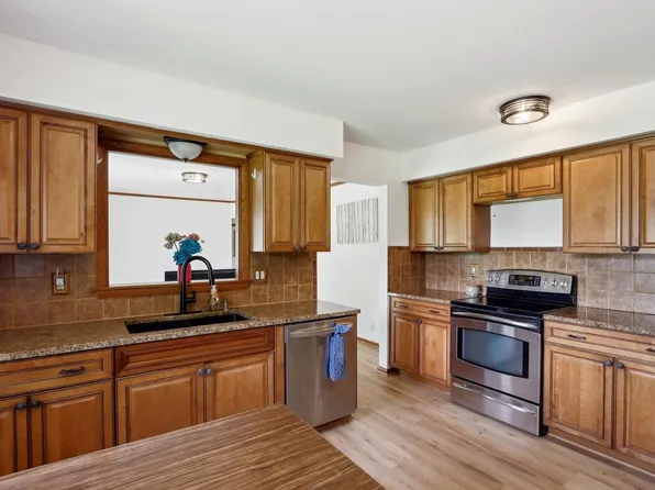 9740 West Teresa LANE, Milwaukee, WI 53224