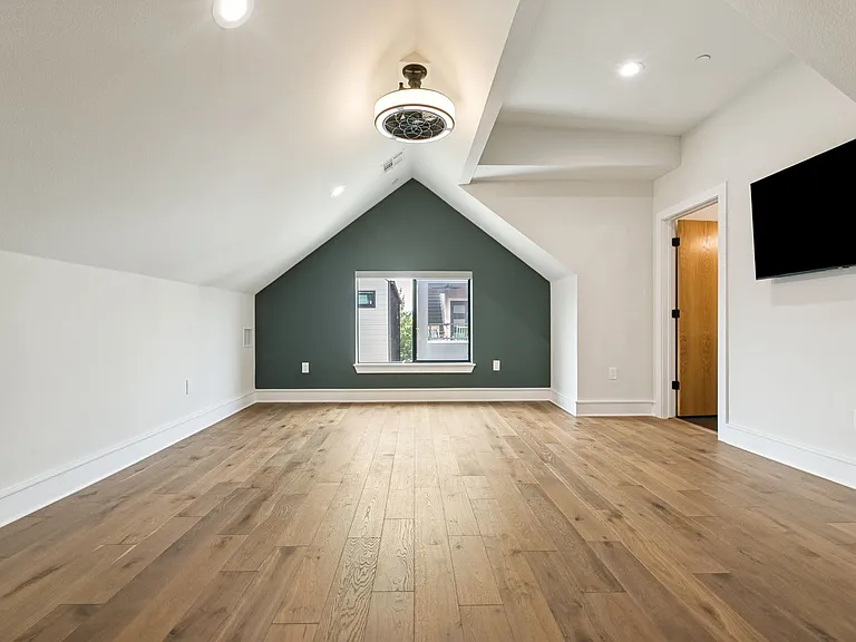 310 Clay St #12 — Photo 33
