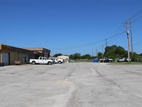 1st image of 755 N Burleson Blvd
