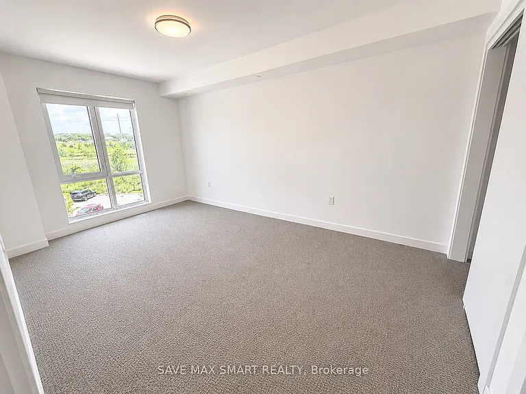 165 Veterans Dr #15 — Photo 18