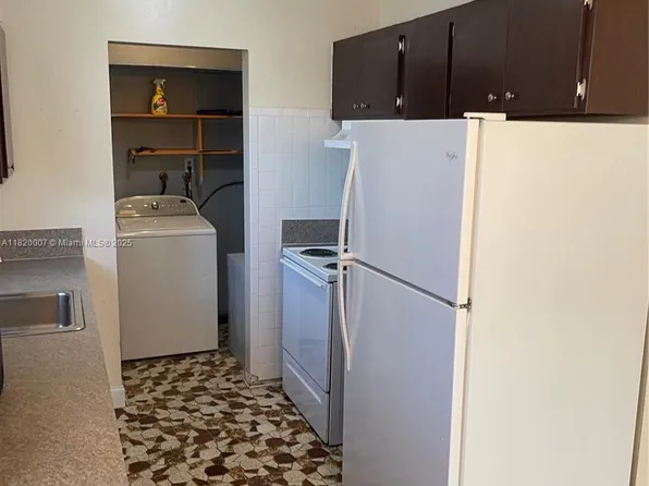 357 SW 1st Ter, Deerfield Beach, FL 33441