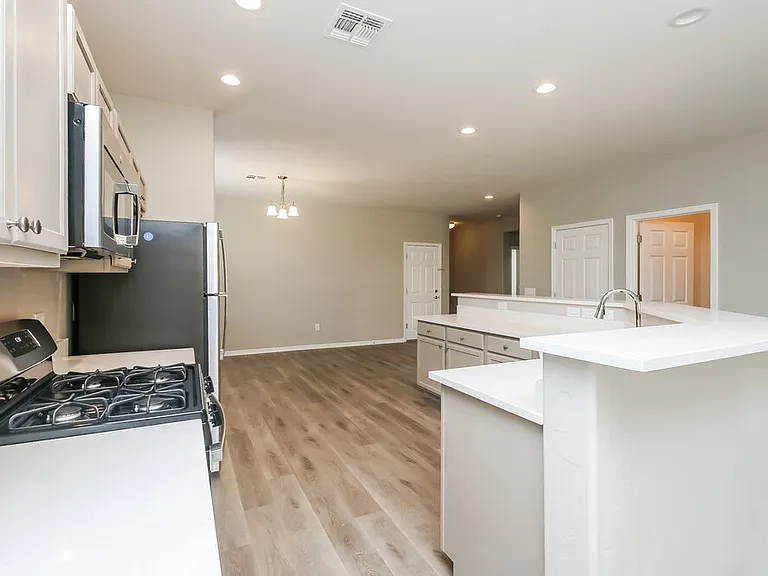 60664 E Eagle Mountain Dr — Photo 8