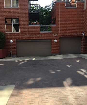 3rd image of 1222 Chicago Ave APT 306a