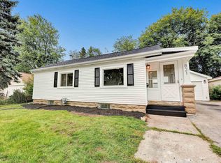821 E Minor St, Appleton, WI 54911