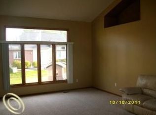 16113 Harvest Spring Ln, Macomb, MI