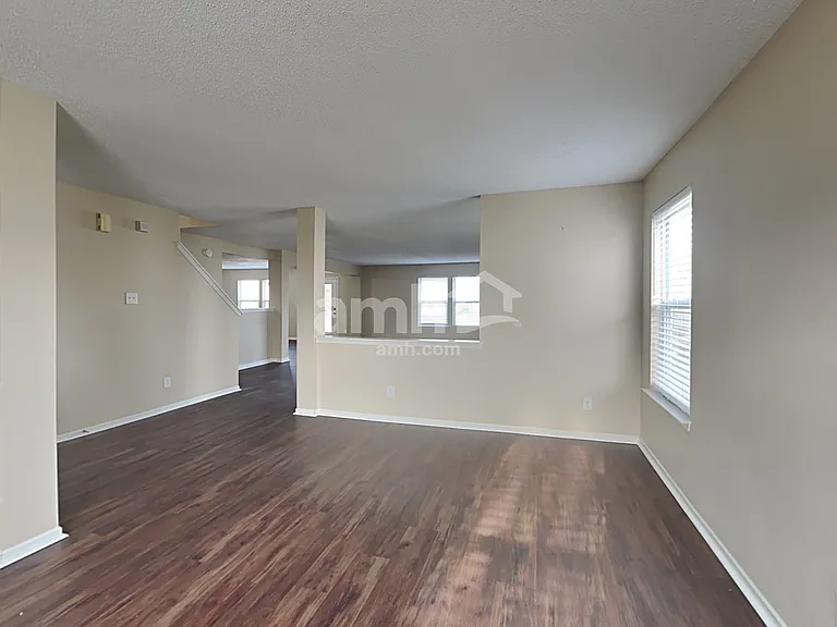 6614 W Jefferson Ct — Photo 7