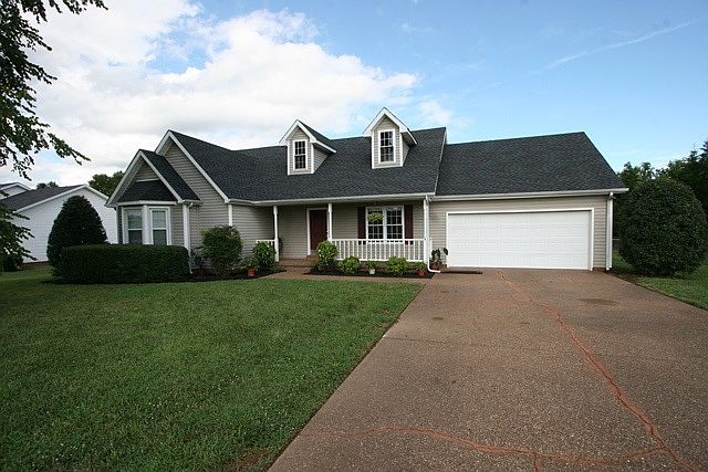 1st image of 290 Lamplighter Dr
