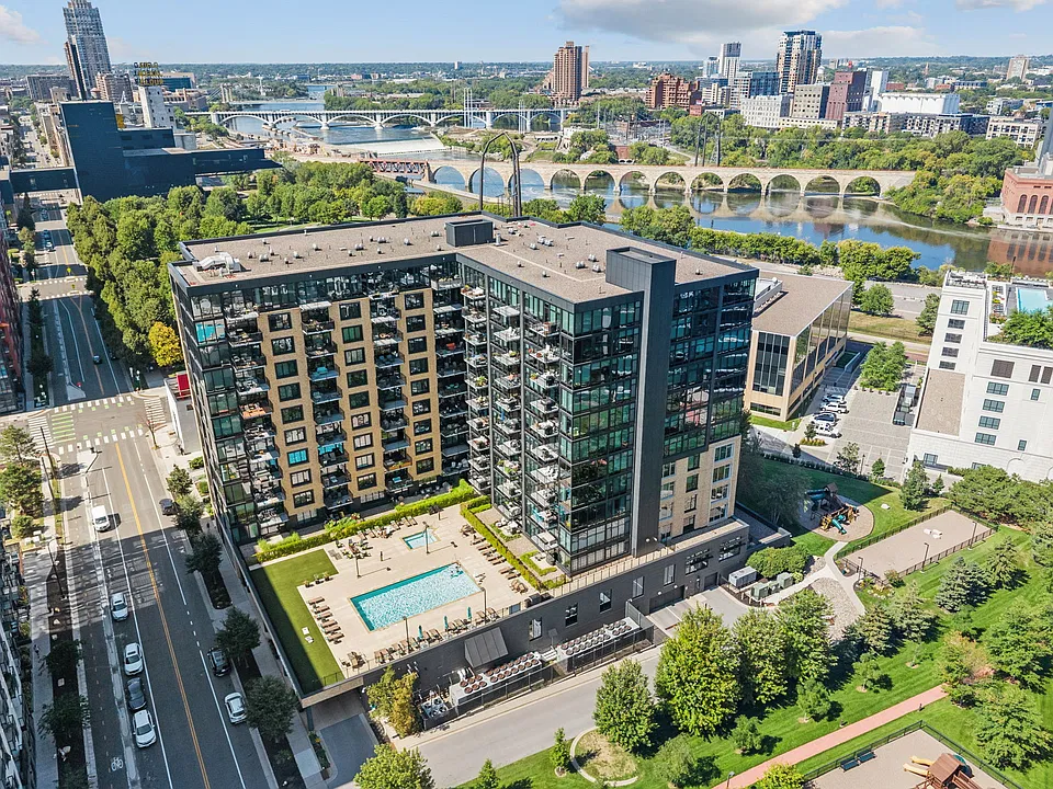1120 S 2nd St #512