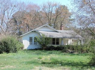 2182 Skippers Rd, Emporia, VA 23847