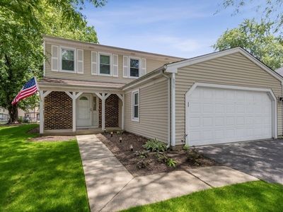 699 Sand Creek Dr, Carol Stream, IL, 60188