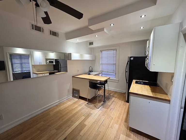 7149 Bay Dr #7-B — Photo 3
