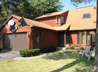 6 Partridge Run, Buffalo, NY 14228