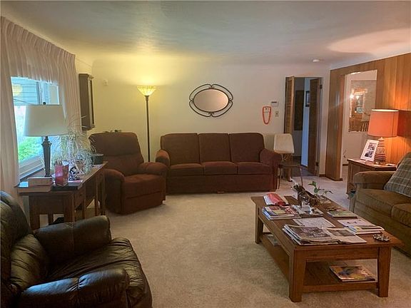 3rd image of 255 Monica Dr