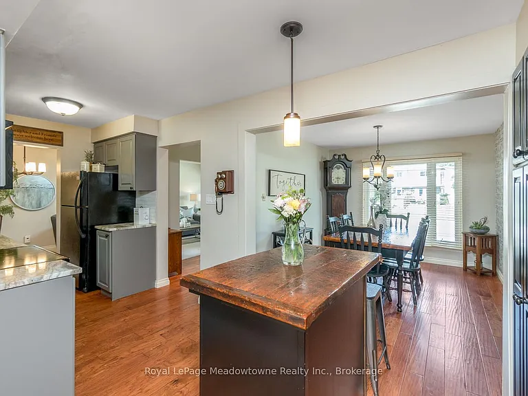784 Graham Bell Ct — Photo 12
