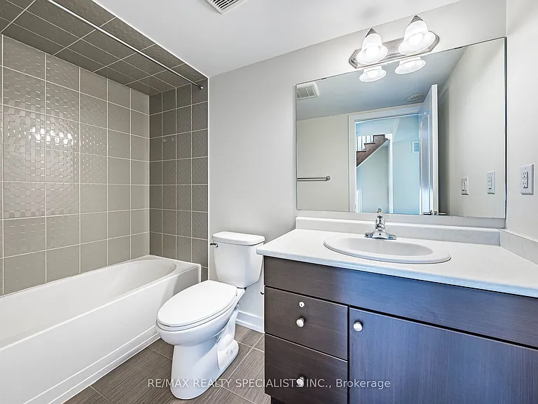 30 Dunsheath Way #527 — Photo 17