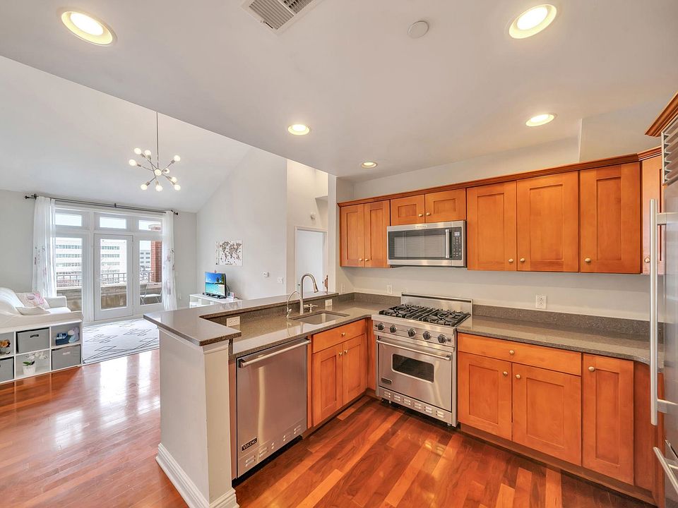 1st image of 7400 River Rd APT 419