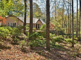 232 Sweetwater Hills Dr, Hendersonville, NC 28791