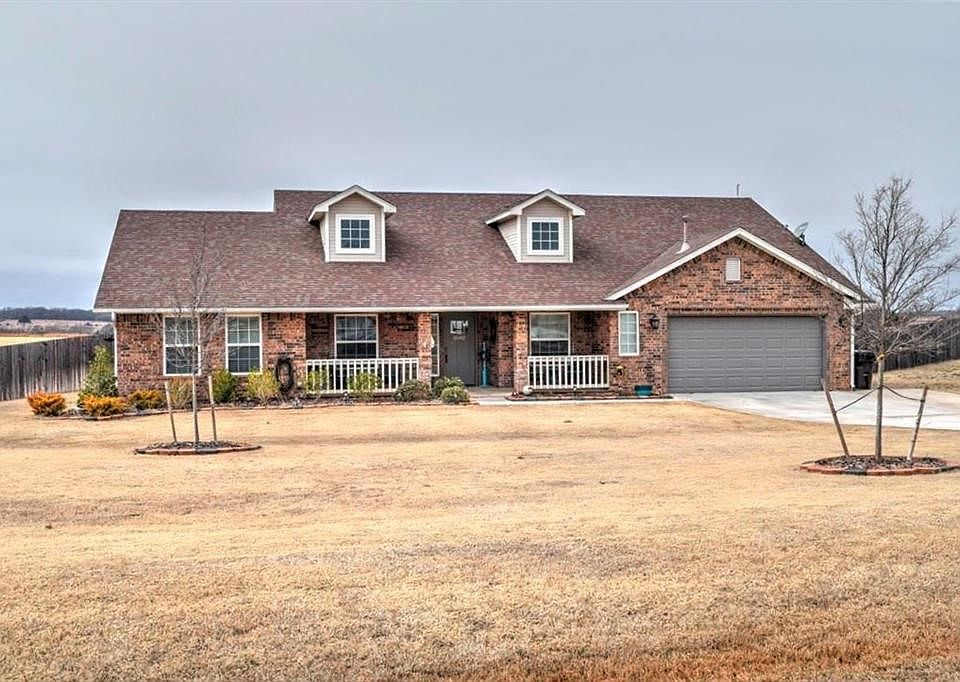 11682 CAREFREE LANE