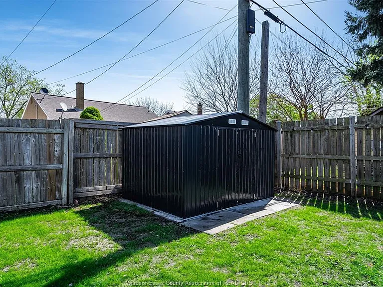 1062 Lena Ave — Photo 27