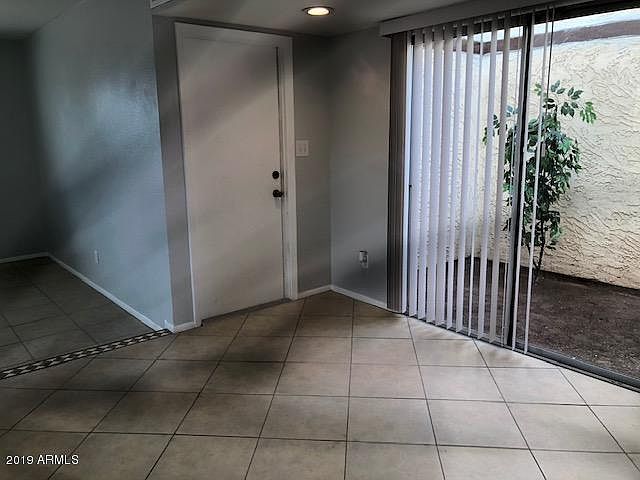 2nd image of 821 N 86th Pl