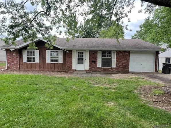 918 Skyline Dr, Danville, IL 61832