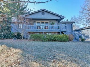 115 Hicks Acres Dr, Gray, TN 37615