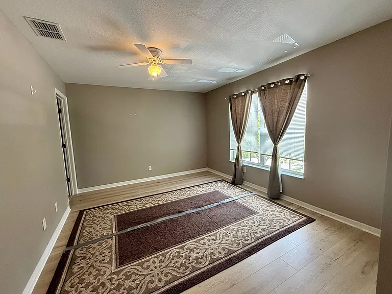 102 N Lady Mary Dr — Photo 28