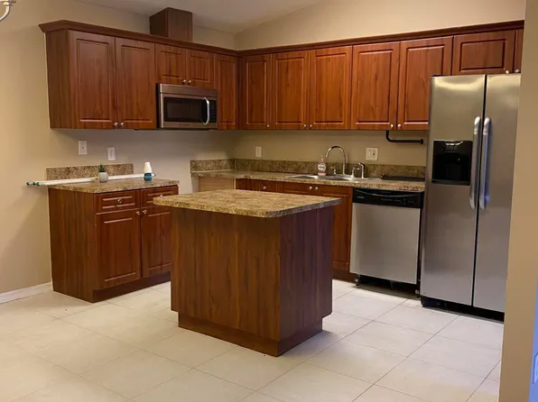 4302 Woodstock Dr APT B, West Palm Beach, FL 33409