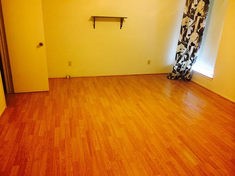 1211 Brush Creek Dr — Photo 1