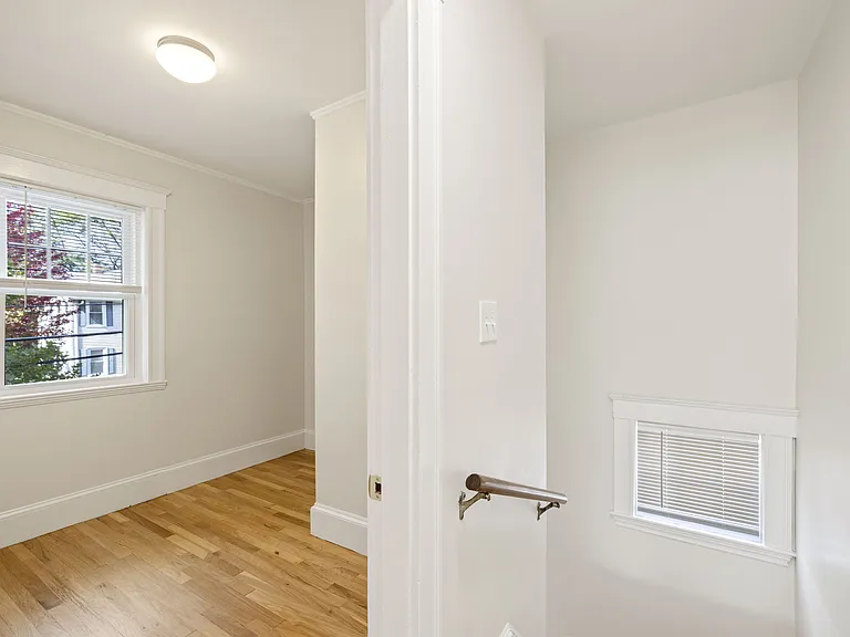 26 Bradford Rd — Photo 5