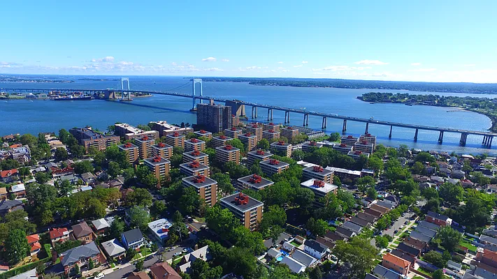 Sold by Keller Williams Realty Landmark | media 11