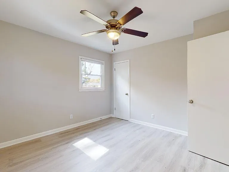 308 & 312 Dacian Rd — Photo 17