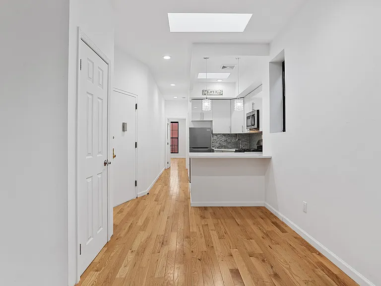 235 5th Ave #3 — Photo 14