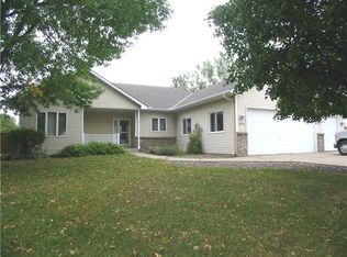 19179 Encore Ct, Farmington, MN 55024