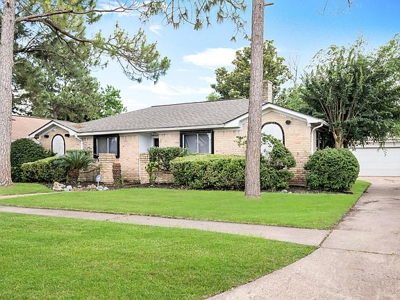 2nd image of 9219 Vickijohn Dr