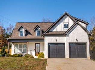 8501 Horseshoe Bend Ln, Ooltewah, TN 37363
