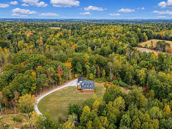 4th image of 1061 Big Bartons Creek Rd