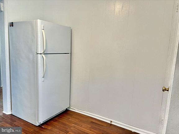 4th image of 21692 N Essex Dr